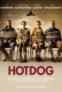 دانلود فیلم Hot Dog 2018102951-705022196